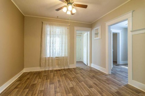 1826 5 Avenue North, Lethbridge, AB - Indoor Photo Showing Other Room