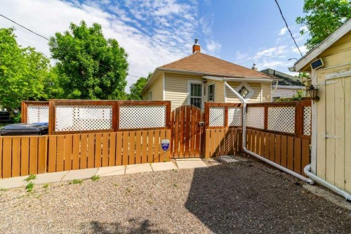 1826 5 Avenue North, Lethbridge, AB - Outdoor