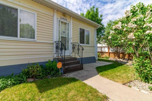 1826 5 Avenue North, Lethbridge, AB - Outdoor