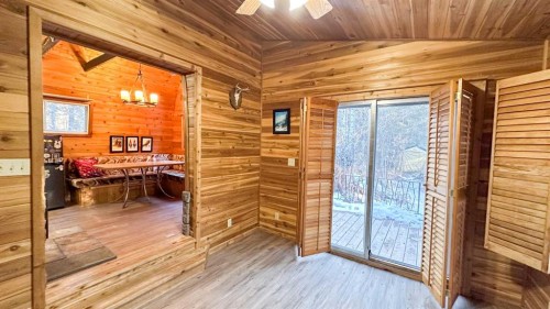 23-5227 Township Road 320, Rural Mountain View County, AB 