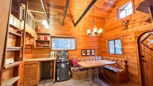 23-5227 Township Road 320, Rural Mountain View County, AB 