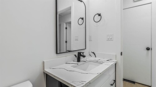 172 Pinewind Road Ne, Calgary, AB - Indoor
