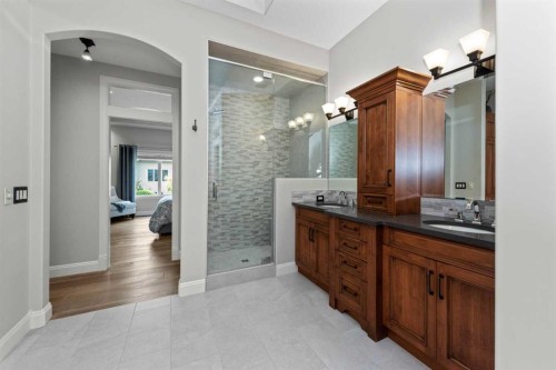 120 Elgin Estates View Se, Calgary, AB - Indoor Photo Showing Bathroom