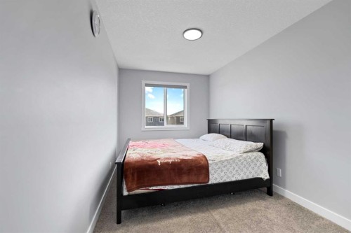 123 Corner Glen Drive Ne, Calgary, AB - Indoor Photo Showing Bedroom