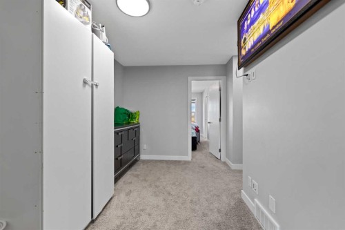 123 Corner Glen Drive Ne, Calgary, AB - Indoor Photo Showing Other Room