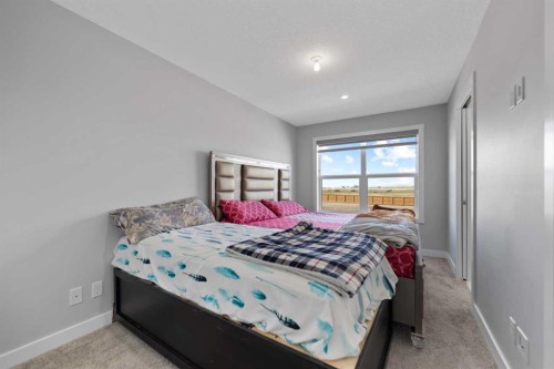 123 Corner Glen Drive Ne, Calgary, AB - Indoor Photo Showing Bedroom