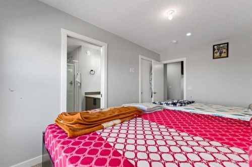 123 Corner Glen Drive Ne, Calgary, AB - Indoor Photo Showing Bedroom