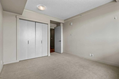 903-8710 Horton Road Sw, Calgary, AB - Indoor Photo Showing Other Room