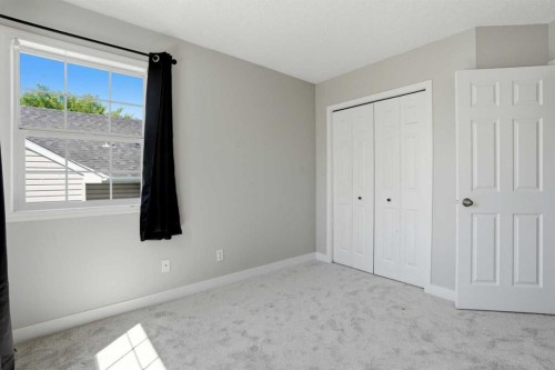 141 Shannon Square Sw, Calgary, AB 