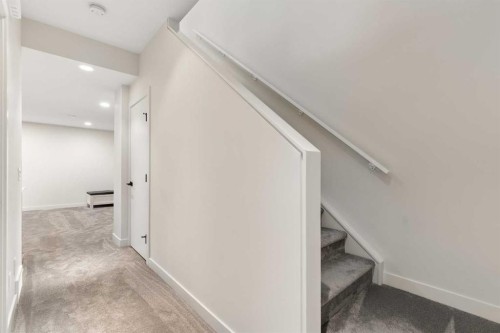 5406 21 Street Sw, Calgary, AB 
