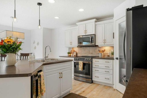 262 Autumn Circle Se, Calgary, AB 