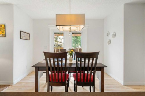 262 Autumn Circle Se, Calgary, AB 