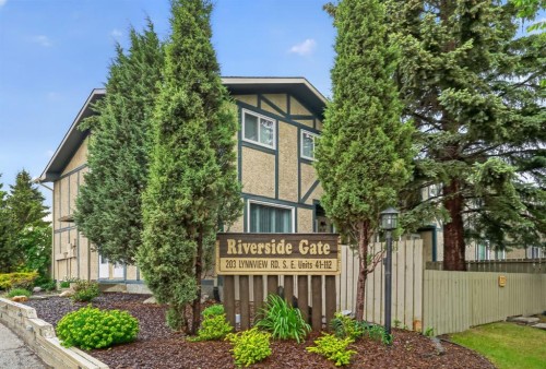 86-203 Lynnview Road Se, Calgary, AB - Outdoor