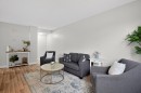 86-203 Lynnview Road Se, Calgary, AB  - Indoor Photo Showing Living Room 