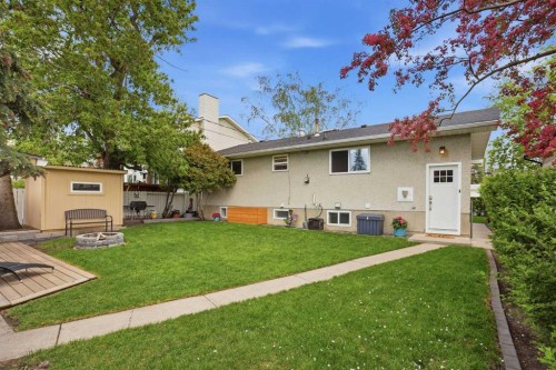 8343 48 Avenue Nw, Calgary, AB - Outdoor