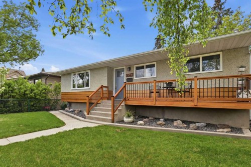 8343 48 Avenue Nw, Calgary, AB - Outdoor With Deck Patio Veranda