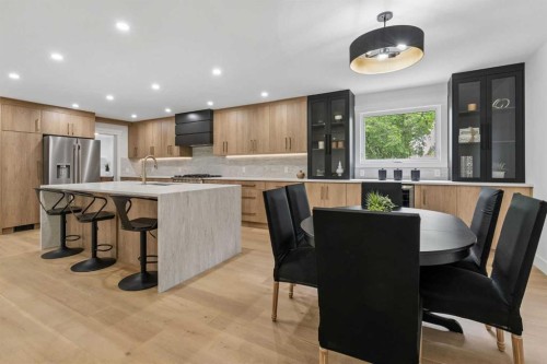111 Canata Close Sw, Calgary, AB - Indoor Photo Showing Dining Room