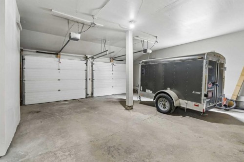111 Canata Close Sw, Calgary, AB - Indoor Photo Showing Garage