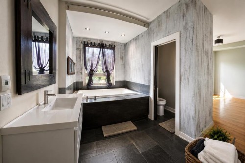 131 8 Avenue Ne, Calgary, AB 