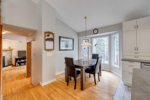 41 Elk Valley Crescent, Bragg Creek, AB - Indoor Photo Showing Dining Room