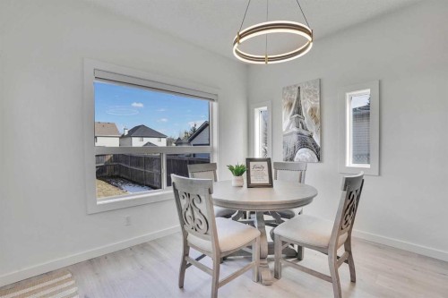 92 Prestwick Heath Se, Calgary, AB - Indoor Photo Showing Dining Room