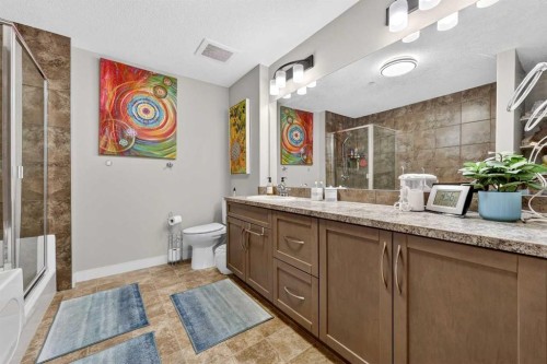 216-35 Aspenmont Heights Sw, Calgary, AB - Indoor Photo Showing Bathroom