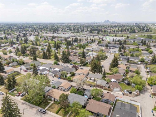 452 Manora Way Ne, Calgary, AB - Outdoor With View