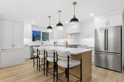 4904 Valiant Drive Nw, Calgary, AB 
