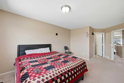 86 Saddlecrest Close Ne, Calgary, AB - Indoor Photo Showing Bedroom