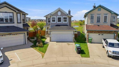 86 Saddlecrest Close Ne, Calgary, AB - Outdoor