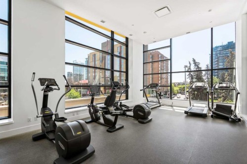 1808-310 12 Avenue Sw, Calgary, AB - Indoor Photo Showing Gym Room