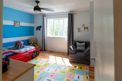 24 Copperpond Road Se, Calgary, AB - Indoor