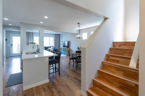 24 Copperpond Road Se, Calgary, AB - Indoor