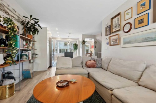 109 Coachway Lane Sw, Calgary, AB - Indoor Photo Showing Other Room