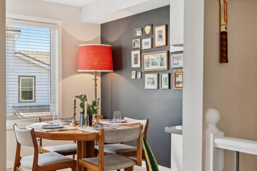 109 Coachway Lane Sw, Calgary, AB - Indoor Photo Showing Dining Room