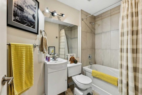 109 Coachway Lane Sw, Calgary, AB - Indoor Photo Showing Bathroom