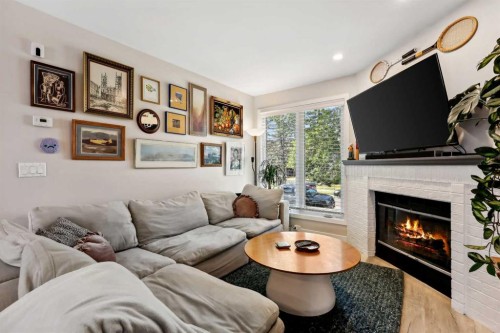 109 Coachway Lane Sw, Calgary, AB - Indoor Photo Showing Other Room