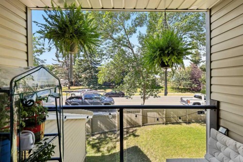 109 Coachway Lane Sw, Calgary, AB - Outdoor With Exterior