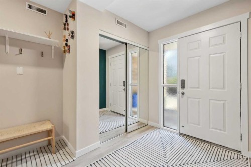 109 Coachway Lane Sw, Calgary, AB - Indoor Photo Showing Other Room
