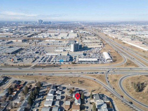 3811 14 Avenue Ne, Calgary, AB 
