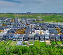 548 Cranbrook Gardens SE Calgary, AB T3M 3N5