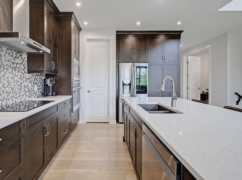 548 Cranbrook Gardens Se, Calgary, AB - Indoor Photo Showing Kitchen With Upgraded Kitchen