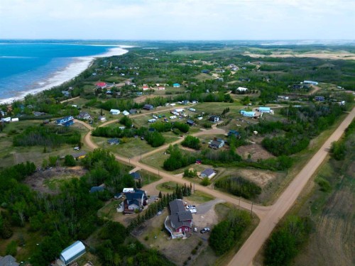 16 Earl'S Way, White Sands, AB 