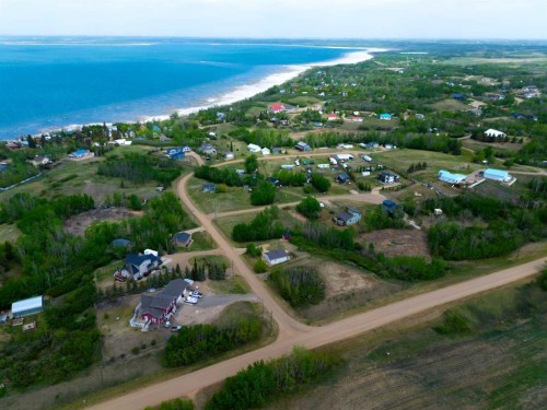 16 Earl'S Way, White Sands, AB 