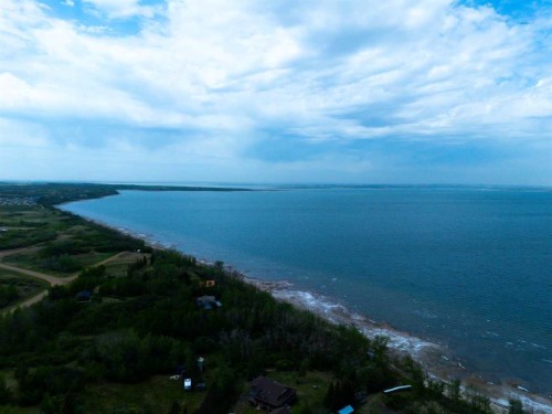 16 Earl'S Way, White Sands, AB 