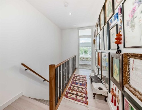 1048 Regal Crescent Ne, Calgary, AB - Indoor Photo Showing Other Room
