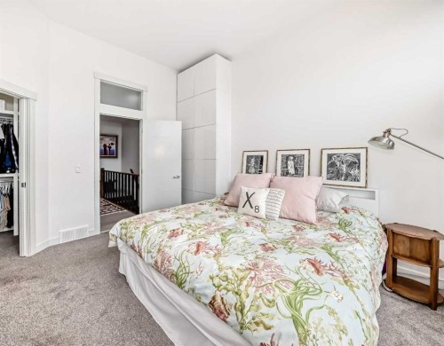 1048 Regal Crescent Ne, Calgary, AB - Indoor Photo Showing Bedroom