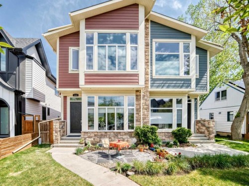 1048 Regal Crescent Ne, Calgary, AB - Outdoor With Facade