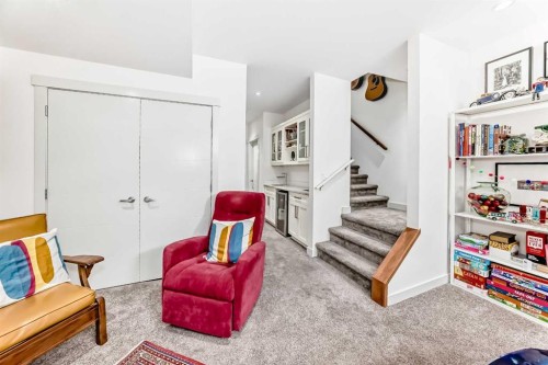 1048 Regal Crescent Ne, Calgary, AB - Indoor