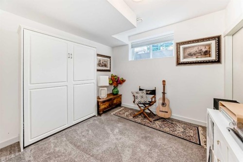 1048 Regal Crescent Ne, Calgary, AB - Indoor